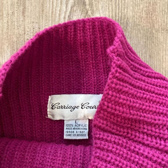 Vintage Carriage Court Oversized Fuchsia Sweater Large - Picture 6 of 7